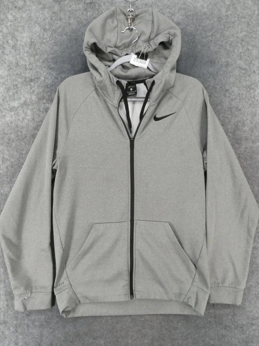 Nike Men’s Light Gray Full-Zip Performance Hoodie Jacket